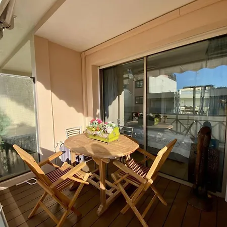 - Latour-maubourg - 2 P Renove Confort *